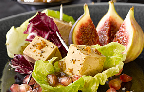 Salade de foie gras aux figues et grenade